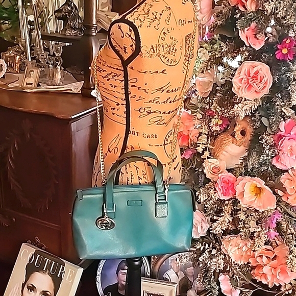 Spring SALE- Gucci! 💙💚Boston Satchel at Affordable Price! - Picture 4 of 17
